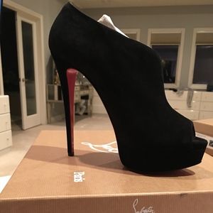 Christian Louboutin Veau Velours